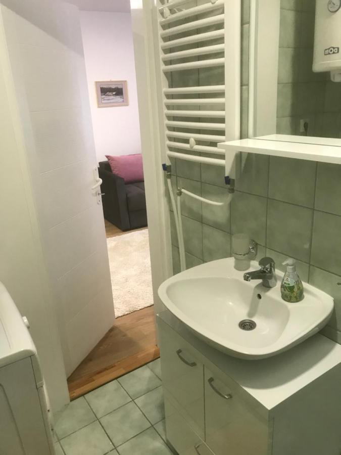Apartman Kristina Free Parking Újvidék Kültér fotó