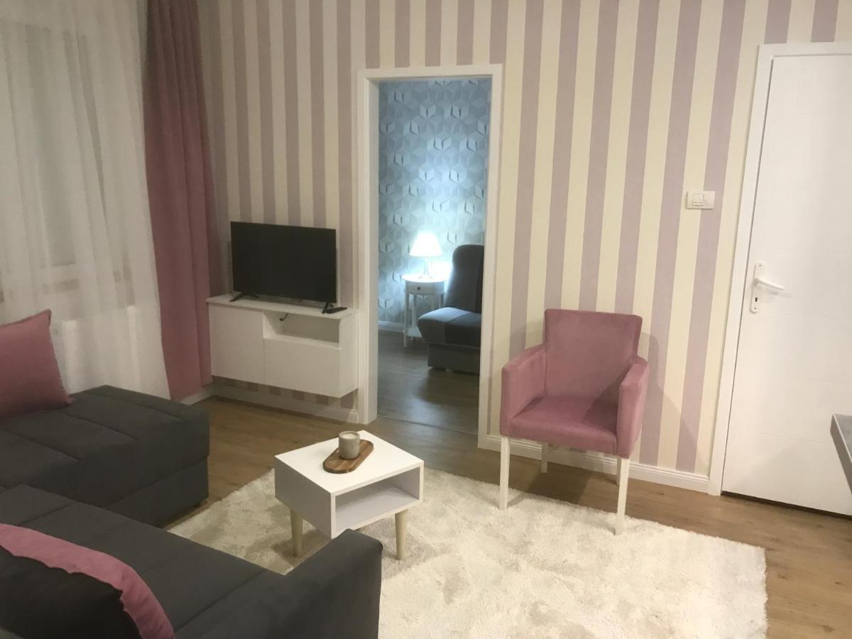 Apartman Kristina Free Parking Újvidék Kültér fotó